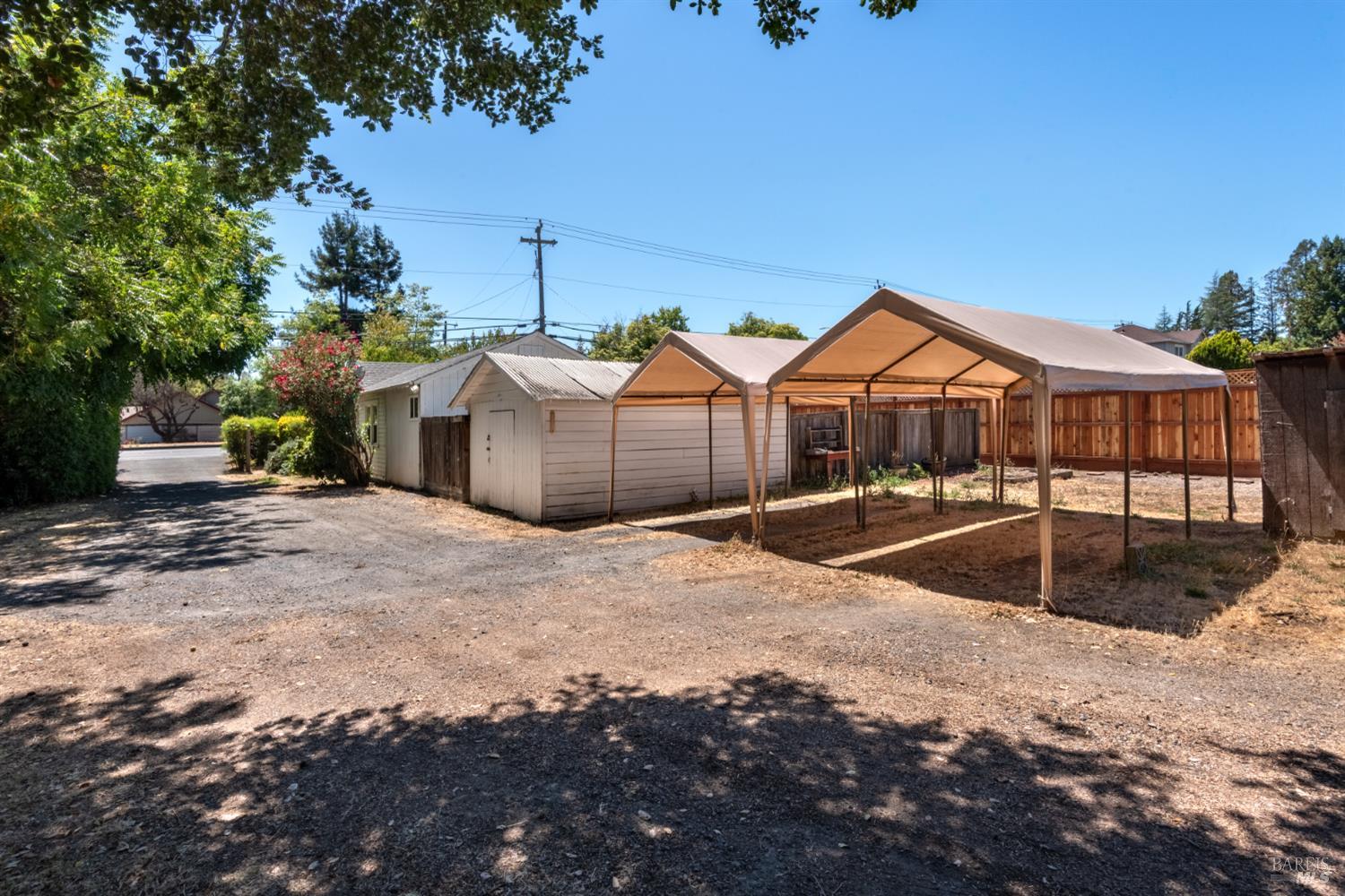 Detail Gallery Image 28 of 34 For 2311 Guerneville Rd, Santa Rosa,  CA 95403 - 3 Beds | 1 Baths