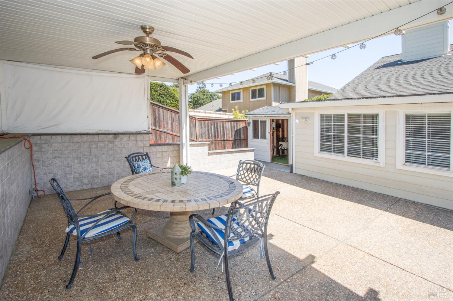 Detail Gallery Image 12 of 32 For 200 Birkdale Ct, Vallejo,  CA 94591 - 4 Beds | 2 Baths