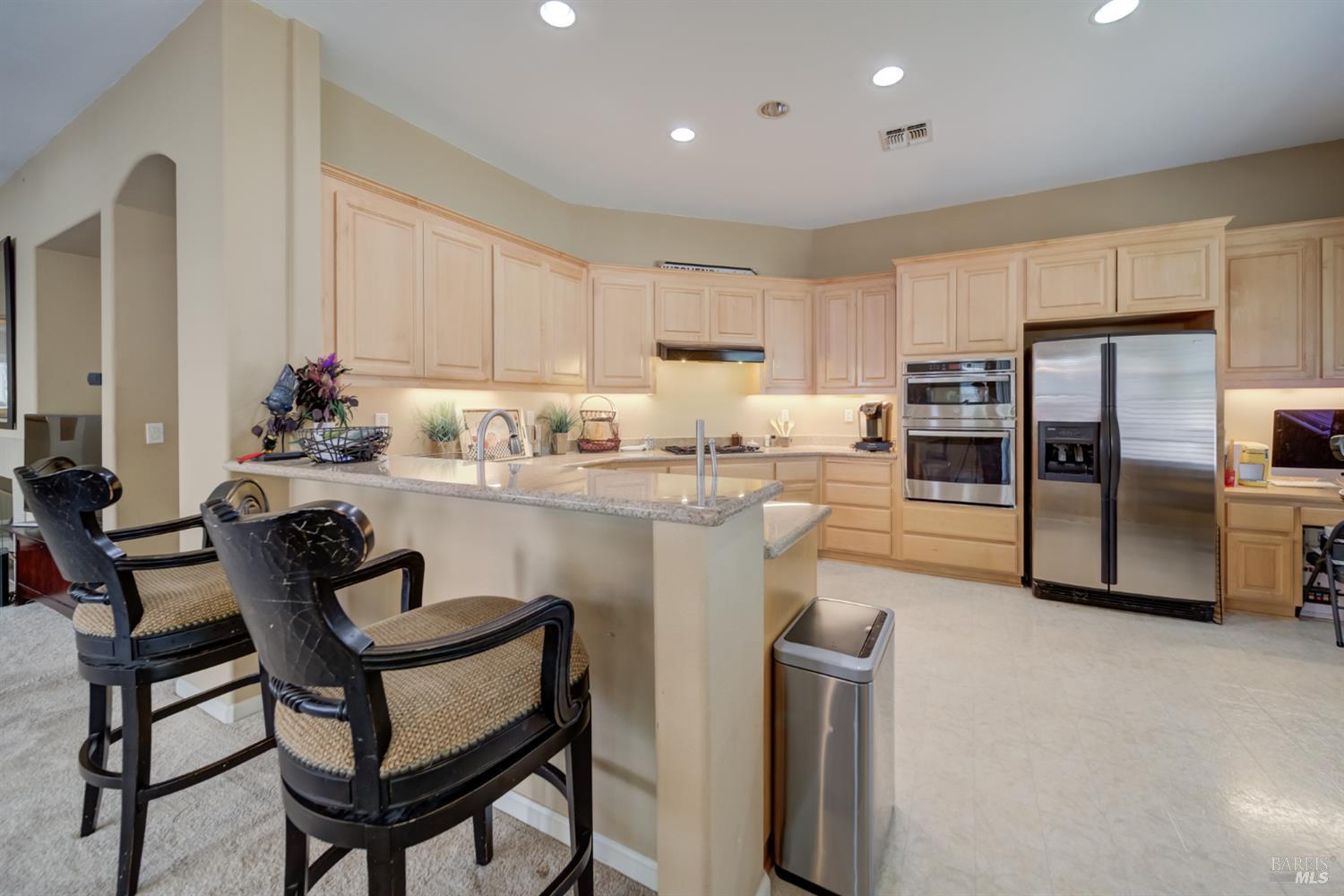 Detail Gallery Image 10 of 34 For 4013 the Masters Dr, Fairfield,  CA 94533 - 3 Beds | 2 Baths