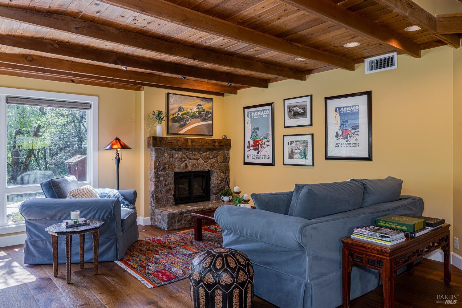 Detail Gallery Image 3 of 59 For 9200 Bennett Valley Rd, Glen Ellen,  CA 95442 - 3 Beds | 2/1 Baths