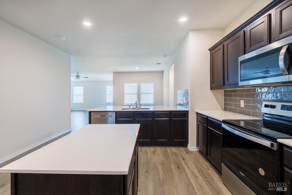 Detail Gallery Image 26 of 43 For 205 Weatherboard Dr, Other City,  CA 75173 - 5 Beds | 2 Baths