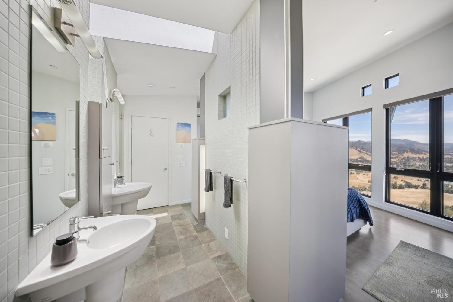 Detail Gallery Image 27 of 41 For 3929 Rincon Ridge Dr, Santa Rosa,  CA 95404 - 3 Beds | 2/1 Baths