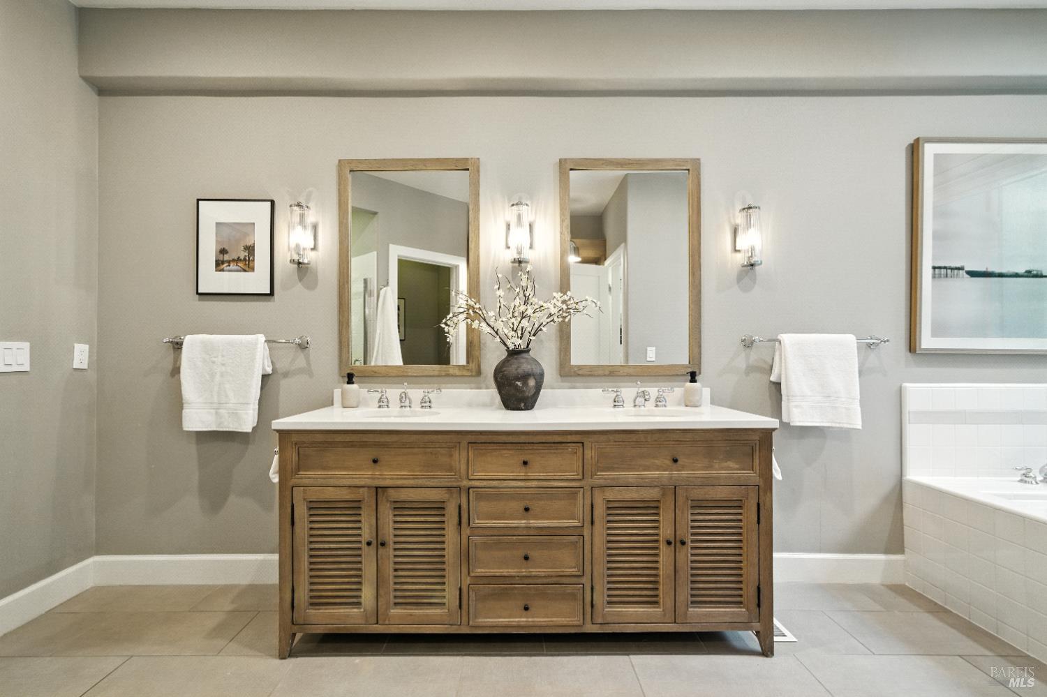 Detail Gallery Image 19 of 48 For 50 Sandy Creek Way, Larkspur,  CA 94939 - 4 Beds | 3/1 Baths