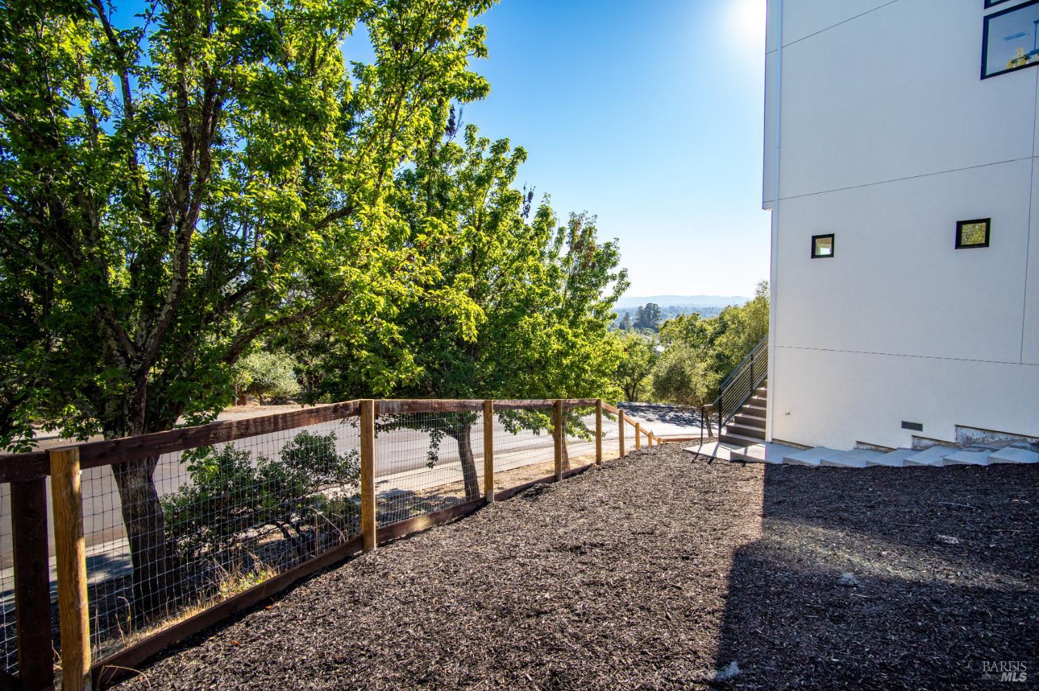 Detail Gallery Image 57 of 64 For 1966 Viewpointe Cir, Santa Rosa,  CA 95403 - 6 Beds | 5/1 Baths