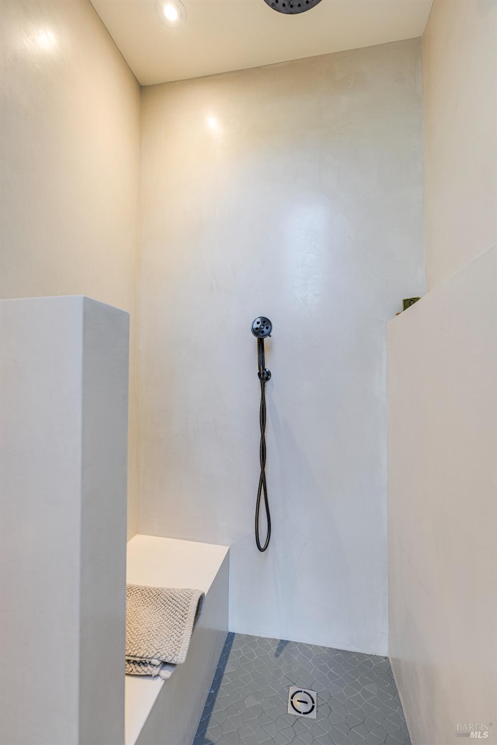 Detail Gallery Image 22 of 79 For 3150 Pepper Rd, Petaluma,  CA 94952 - 3 Beds | 3 Baths