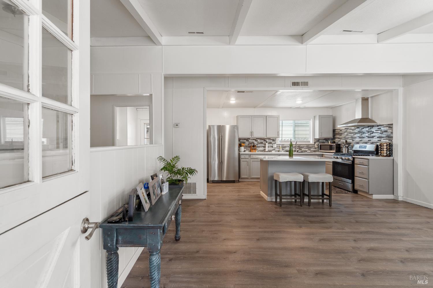 Detail Gallery Image 8 of 43 For 175 Freida Cir, Vallejo,  CA 94590 - 2 Beds | 2 Baths