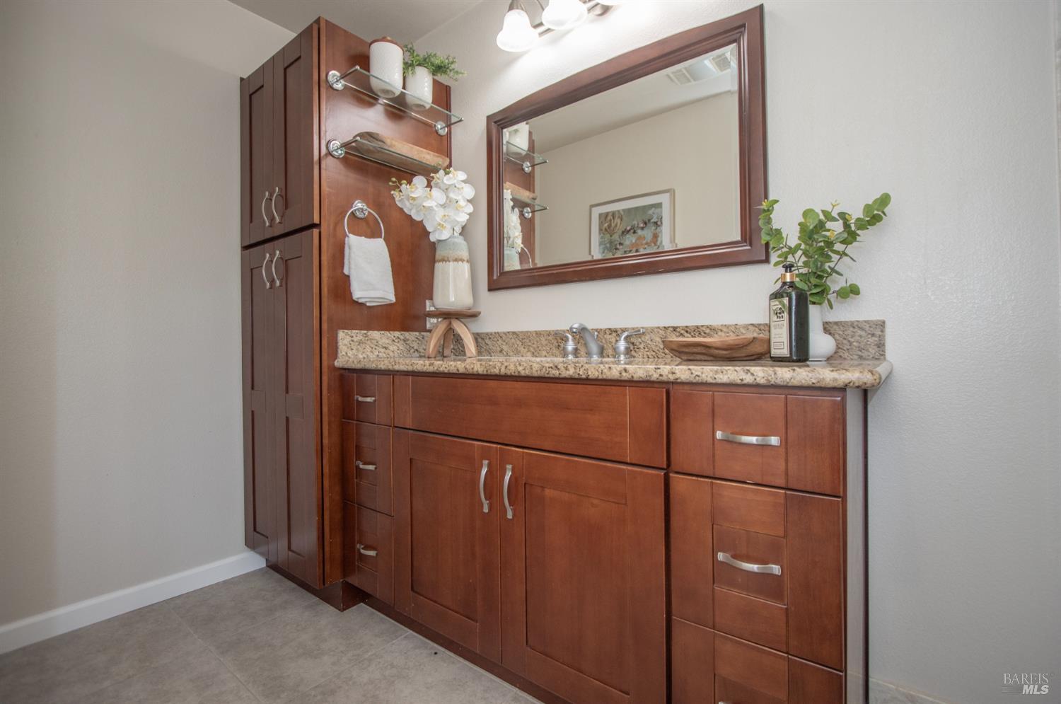 Detail Gallery Image 19 of 32 For 200 Birkdale Ct, Vallejo,  CA 94591 - 4 Beds | 2 Baths