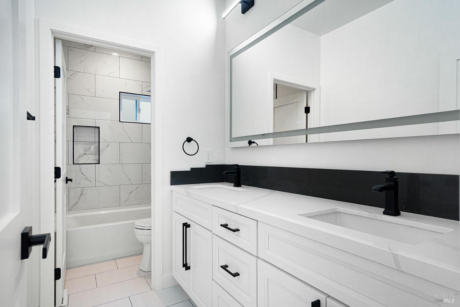 Detail Gallery Image 51 of 64 For 1966 Viewpointe Cir, Santa Rosa,  CA 95403 - 6 Beds | 5/1 Baths