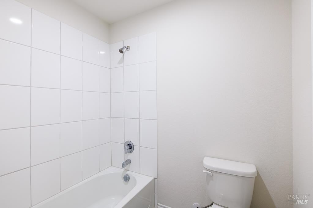 Detail Gallery Image 34 of 43 For 205 Weatherboard Dr, Other City,  CA 75173 - 5 Beds | 2 Baths