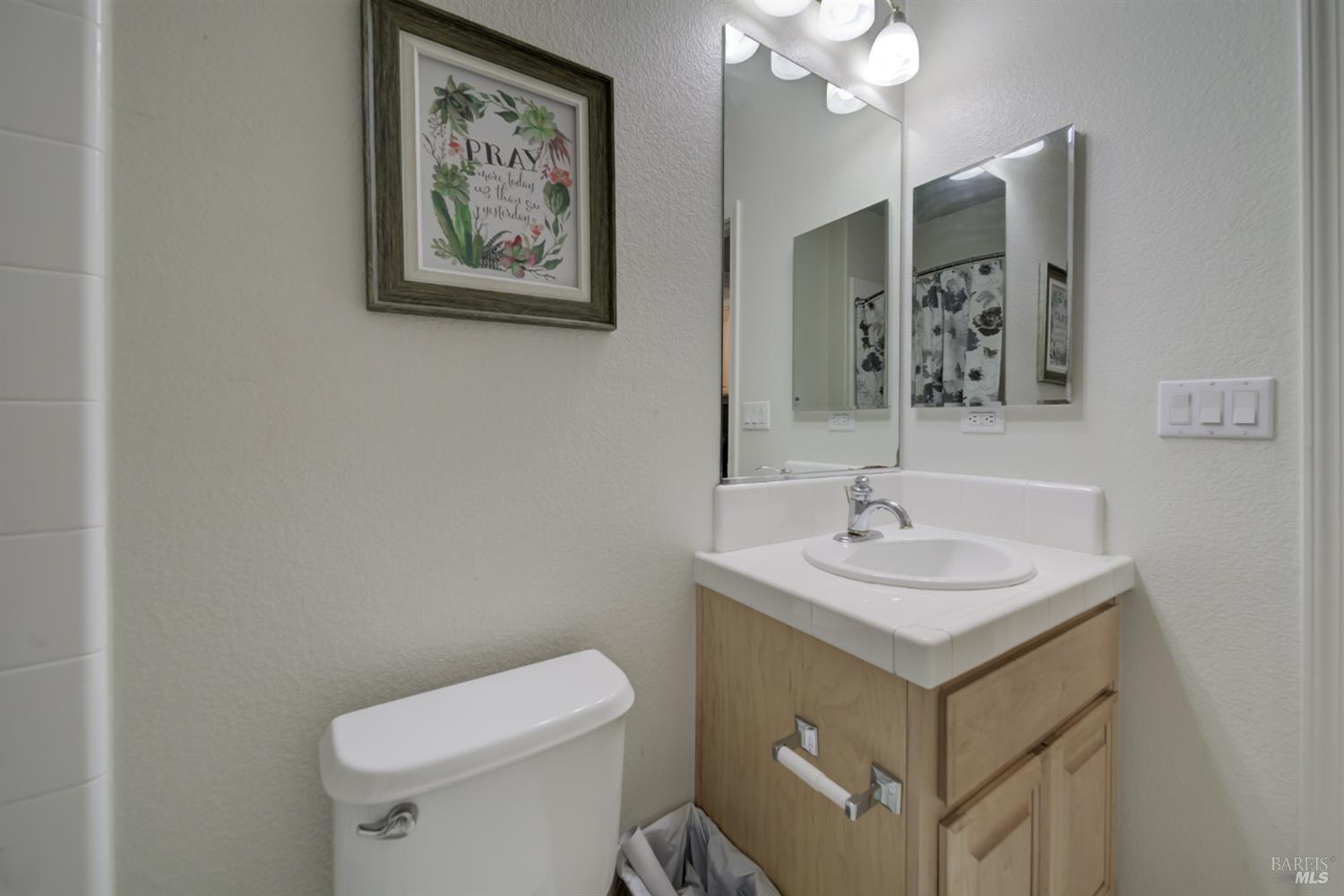 Detail Gallery Image 22 of 34 For 4013 the Masters Dr, Fairfield,  CA 94533 - 3 Beds | 2 Baths
