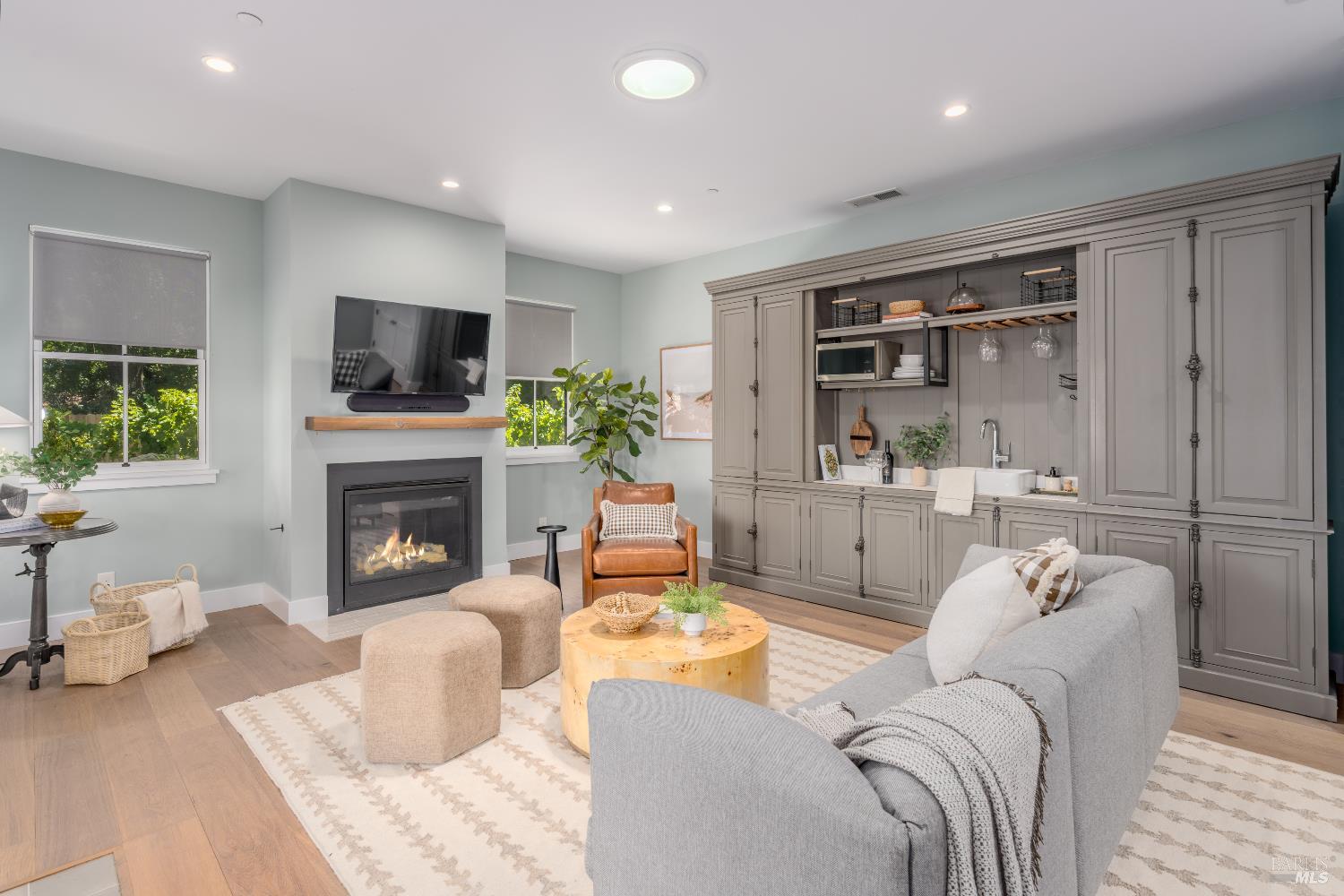 Detail Gallery Image 39 of 46 For 1030 E Macarthur St, Sonoma,  CA 95476 - 3 Beds | 4/1 Baths