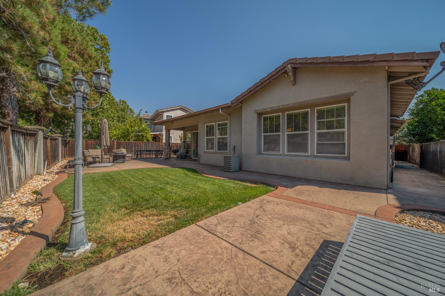 Detail Gallery Image 27 of 34 For 4013 the Masters Dr, Fairfield,  CA 94533 - 3 Beds | 2 Baths