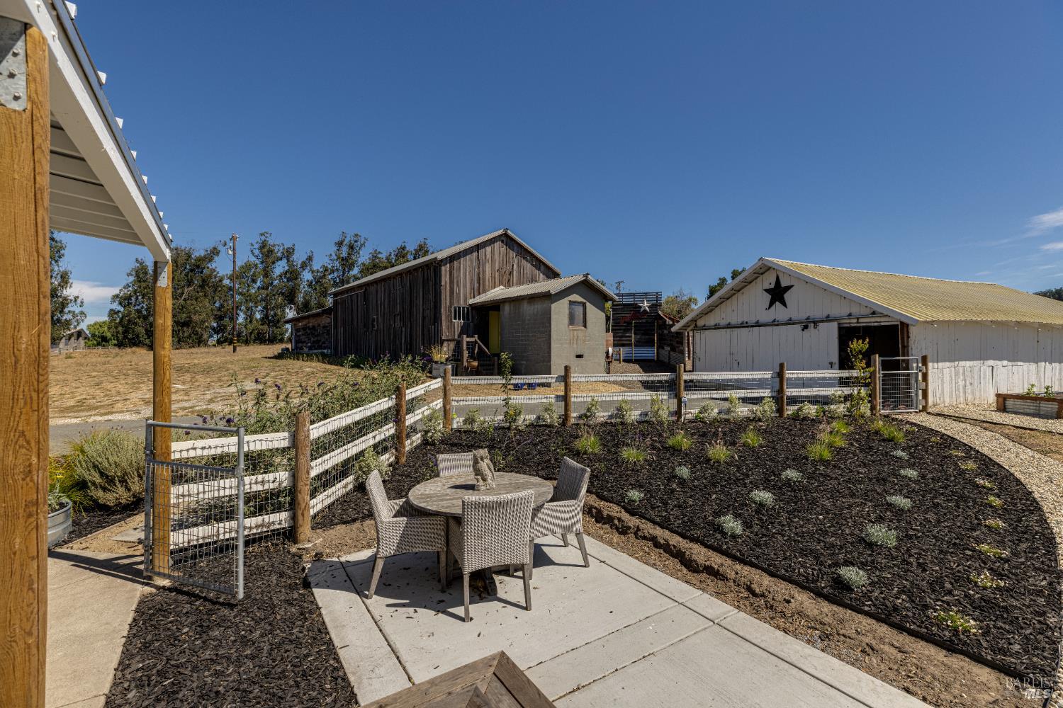Detail Gallery Image 41 of 79 For 3150 Pepper Rd, Petaluma,  CA 94952 - 3 Beds | 3 Baths