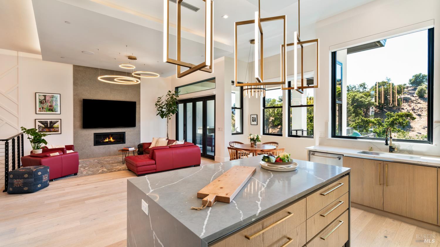 Detail Gallery Image 19 of 51 For 3735 Lakebriar Pl, Santa Rosa,  CA 95403 - 4 Beds | 4 Baths