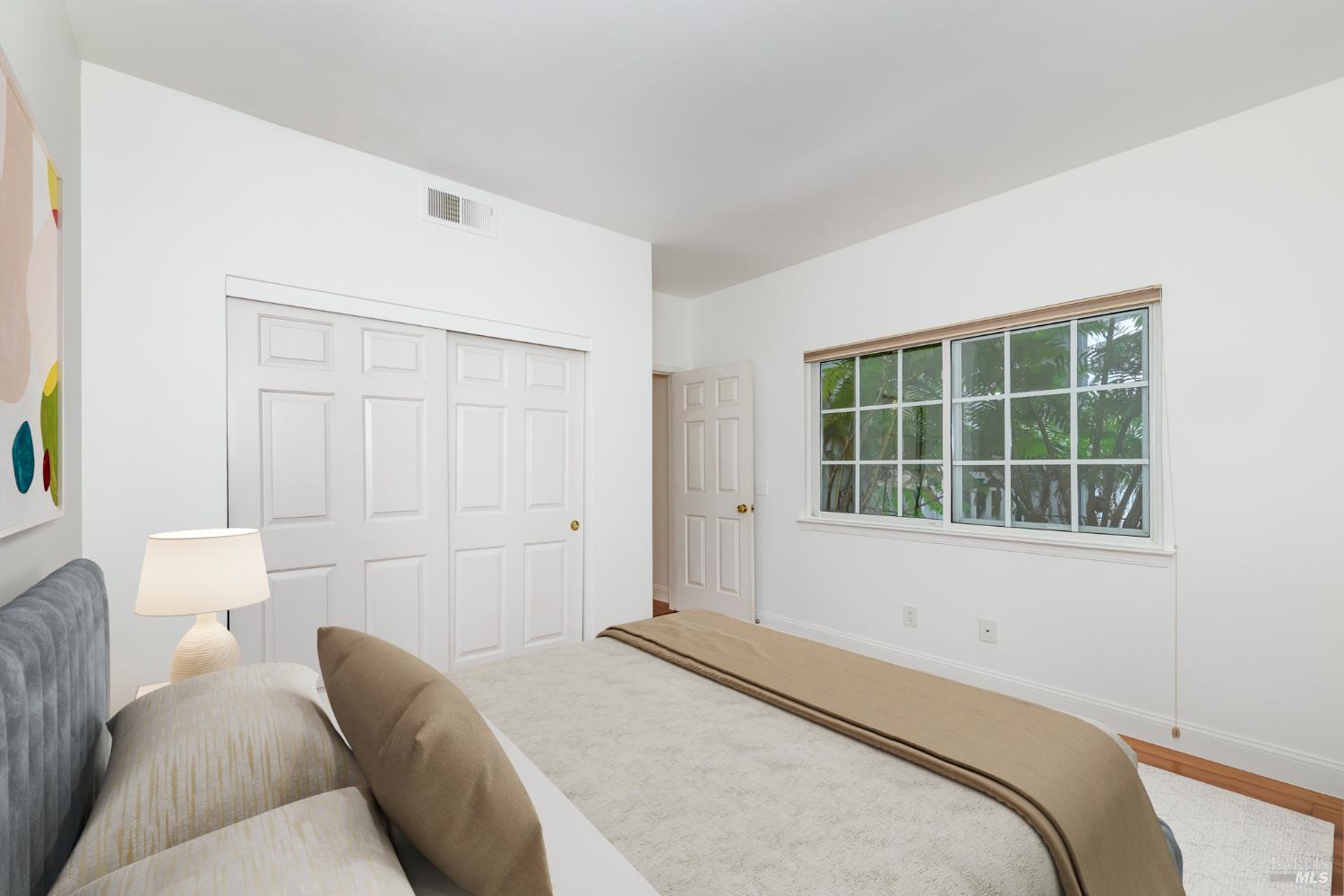 Detail Gallery Image 15 of 34 For 8 Mariners Cir, San Rafael,  CA 94903 - 2 Beds | 2 Baths
