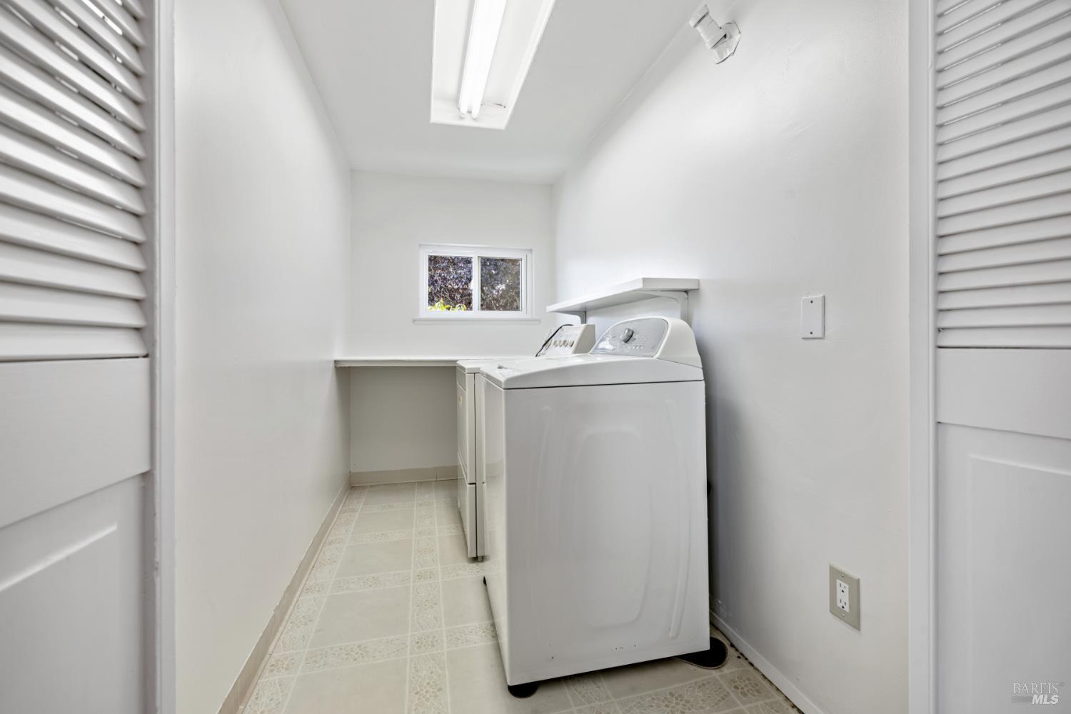 Detail Gallery Image 26 of 43 For 3767 Texas Dr, Santa Rosa,  CA 95405 - 3 Beds | 1/1 Baths