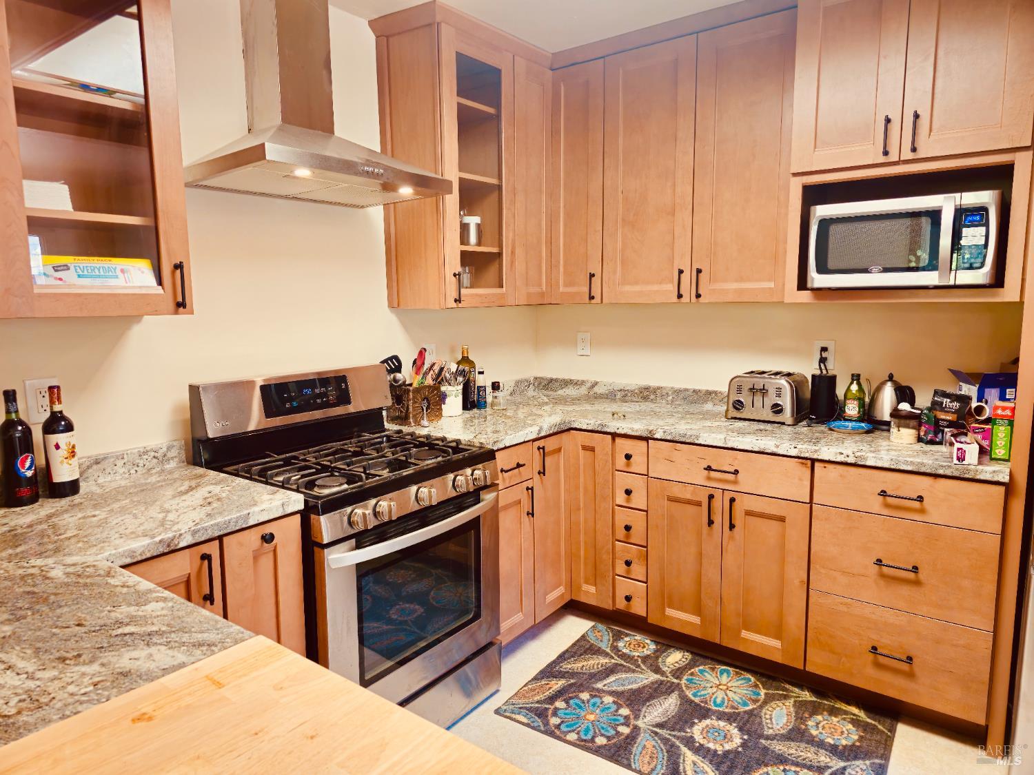 Detail Gallery Image 10 of 18 For 65235 Hwy 271 Hwy, Leggett,  CA 95585 - 4 Beds | 2 Baths