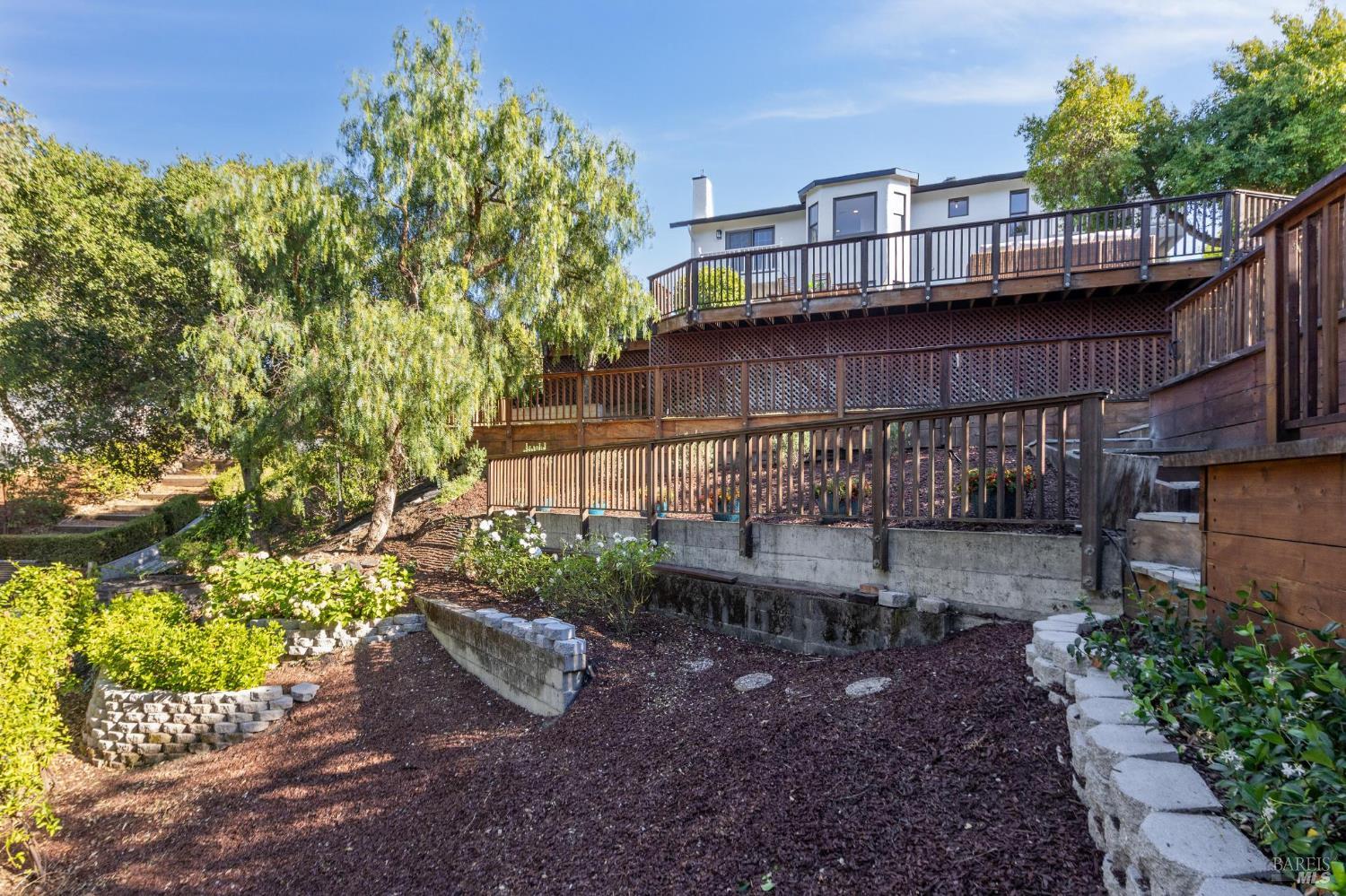 Detail Gallery Image 52 of 58 For 467 Cedar Hill Dr, San Rafael,  CA 94903 - 5 Beds | 3 Baths
