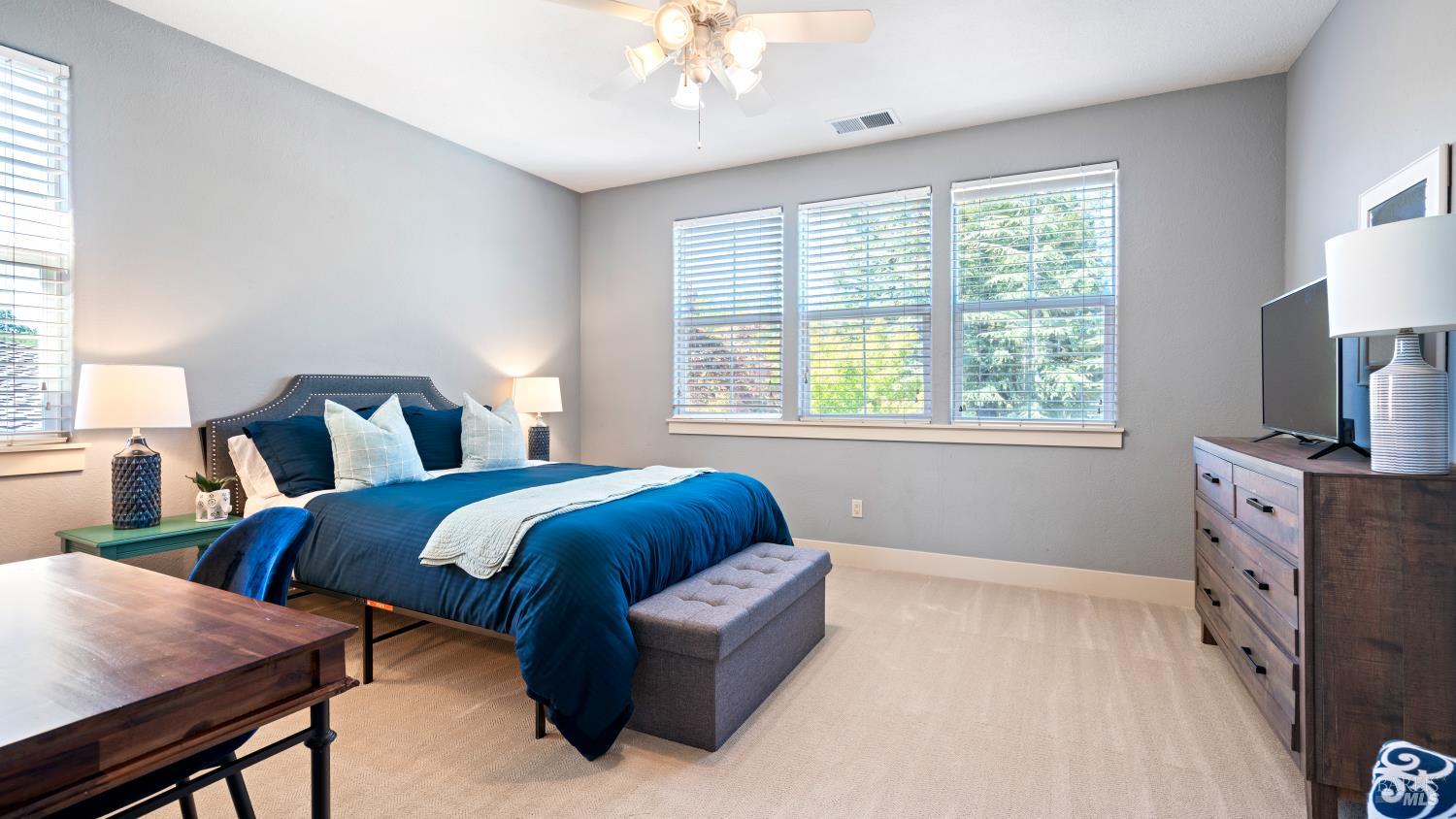 Detail Gallery Image 34 of 53 For 126 Savannah Way, Windsor,  CA 95492 - 4 Beds | 3/1 Baths