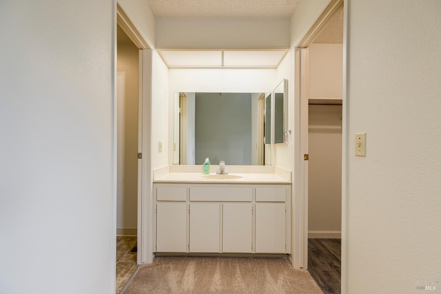 Detail Gallery Image 23 of 43 For 601 Marylyn Cir, Petaluma,  CA 94954 - 3 Beds | 2 Baths
