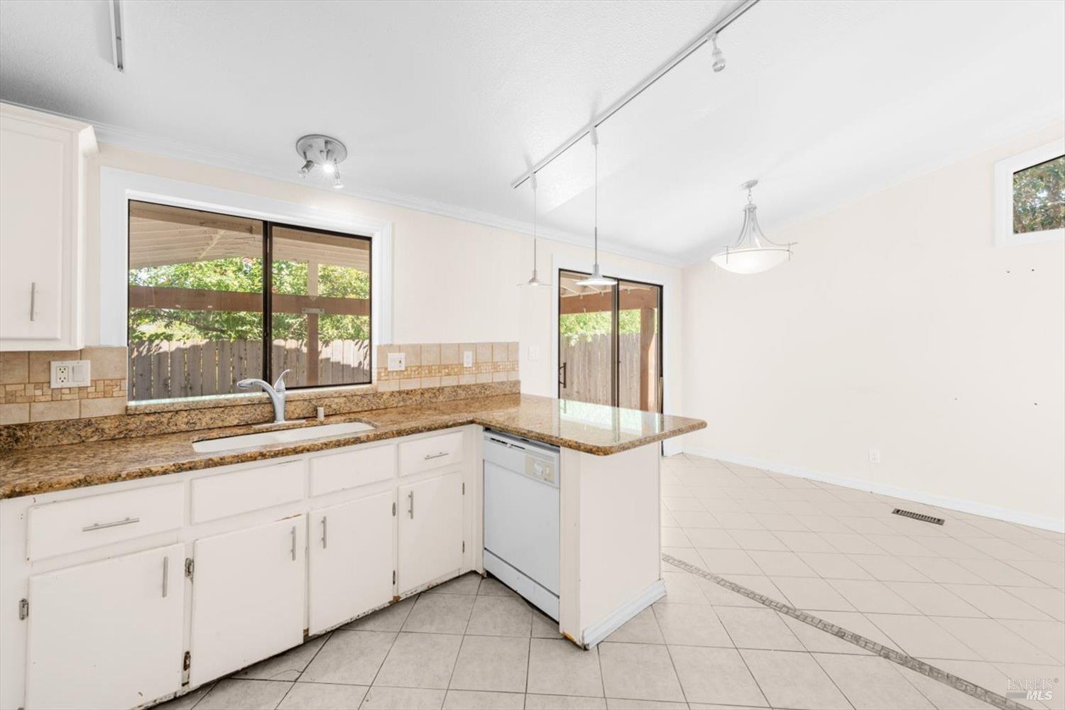 Detail Gallery Image 26 of 44 For 2195 Delpha Dr, Napa,  CA 94558 - 3 Beds | 2 Baths