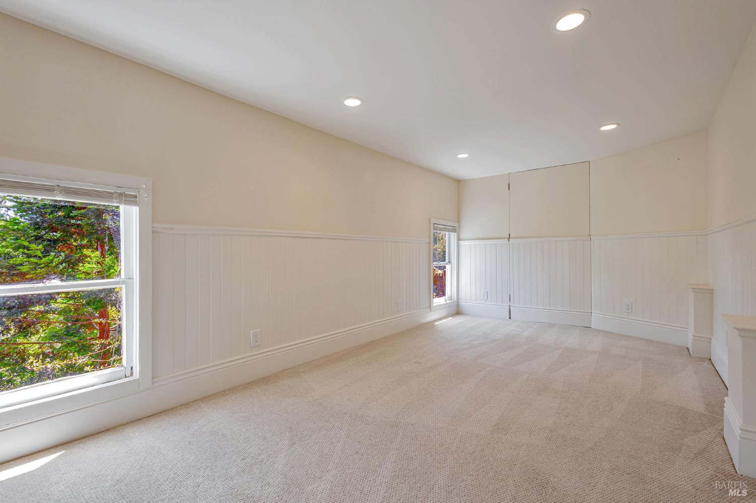 Detail Gallery Image 31 of 37 For 47 Coronet Ave, Mill Valley,  CA 94941 - 5 Beds | 4 Baths