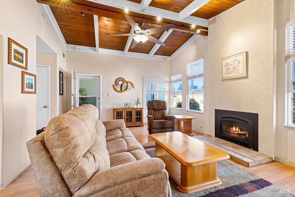Detail Gallery Image 11 of 59 For 429 Greenbach St, Napa,  CA 94559 - 3 Beds | 2 Baths
