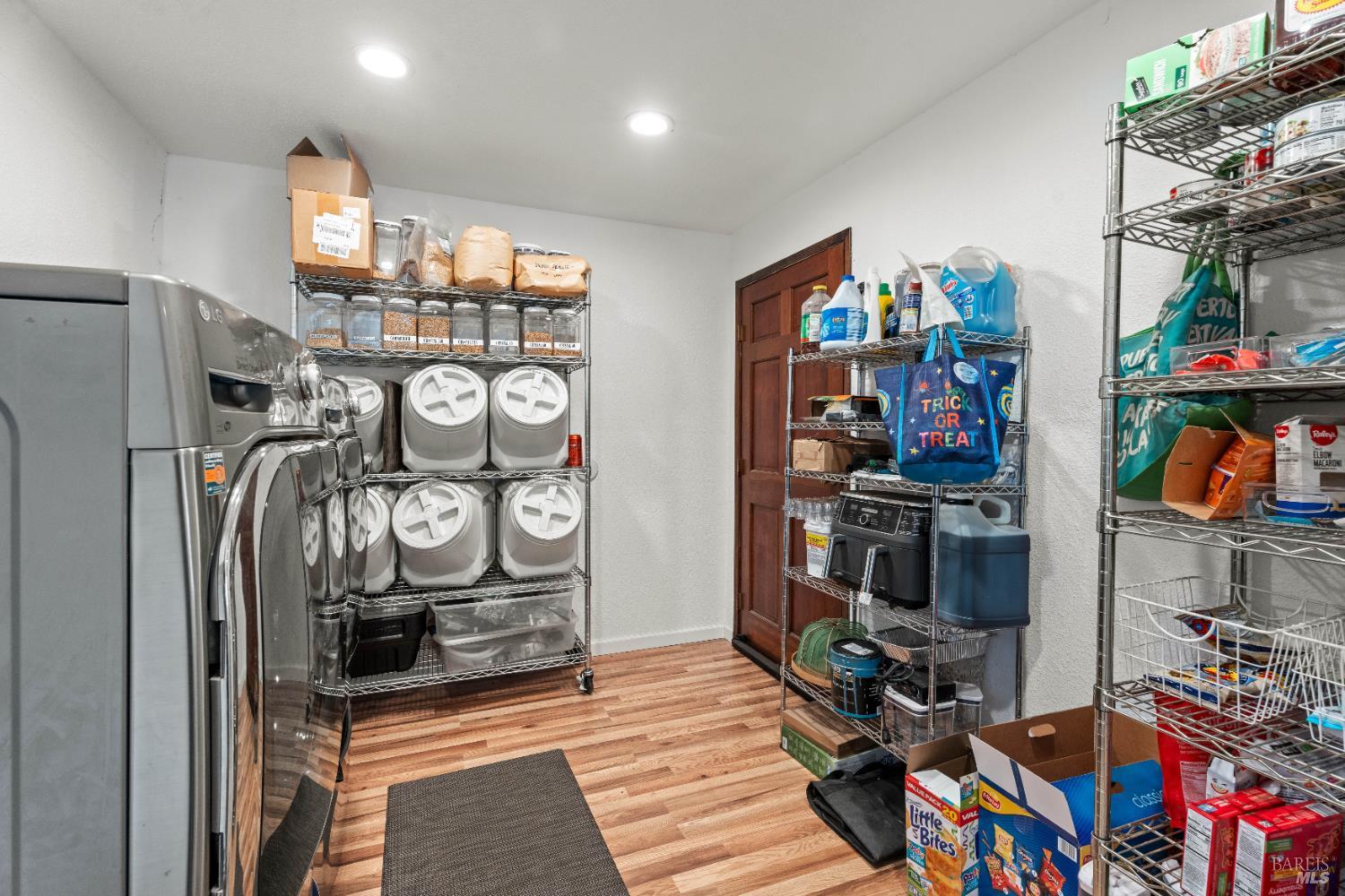 Detail Gallery Image 14 of 30 For 9510 W Side Potter Valley Rd, Potter Valley,  CA 95469 - 3 Beds | 2 Baths