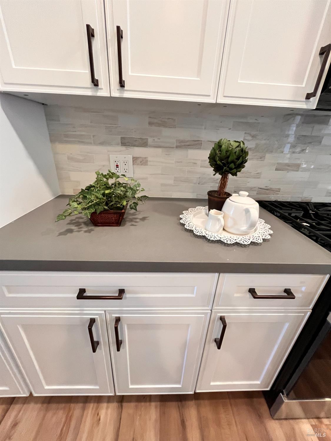 Detail Gallery Image 10 of 25 For 4538 Tulip Ave, Oakland,  CA 94619 - 3 Beds | 2 Baths