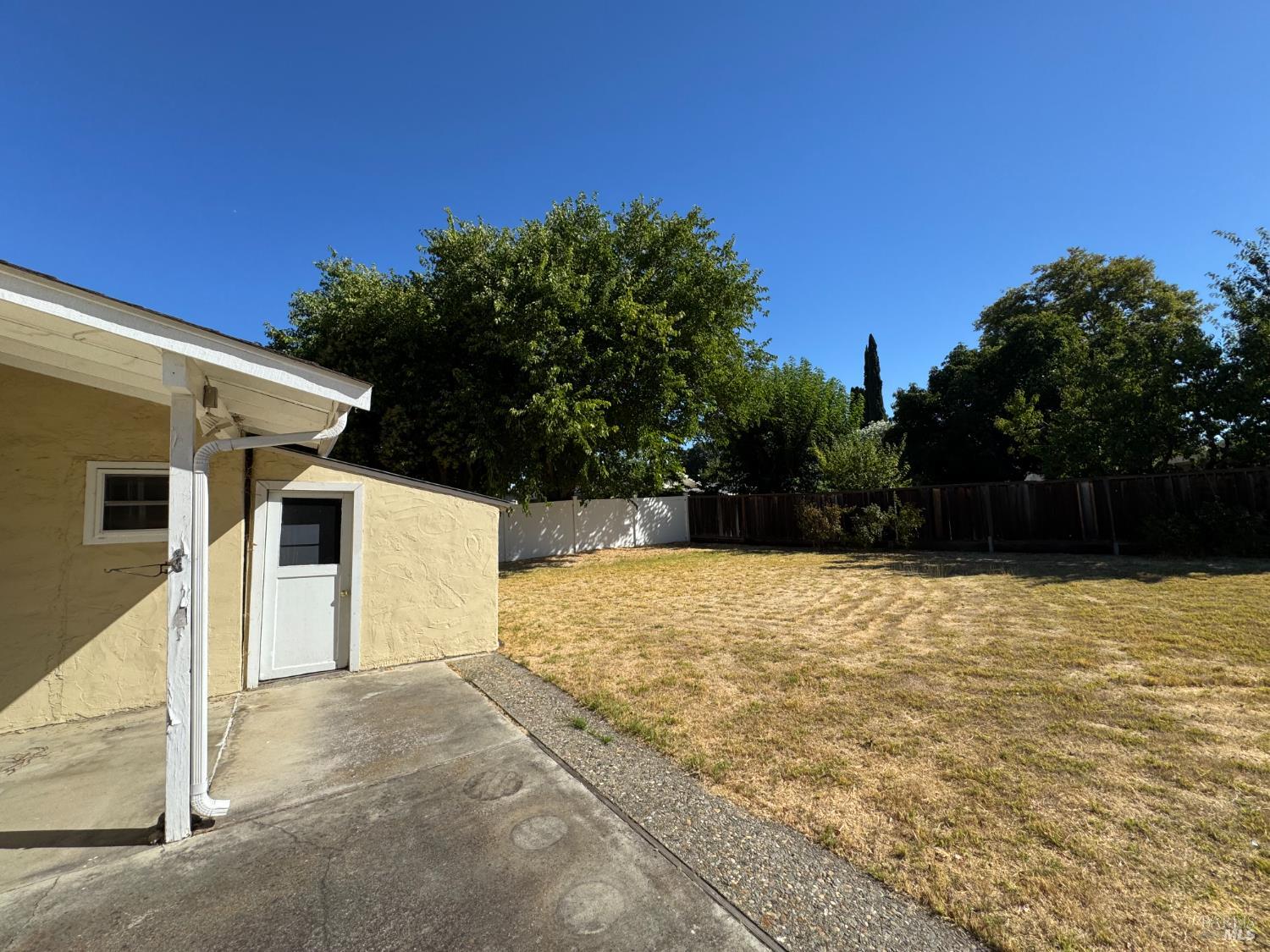 Detail Gallery Image 45 of 45 For 2040 Las Lomas Ct, Concord,  CA 94519 - 3 Beds | 2 Baths