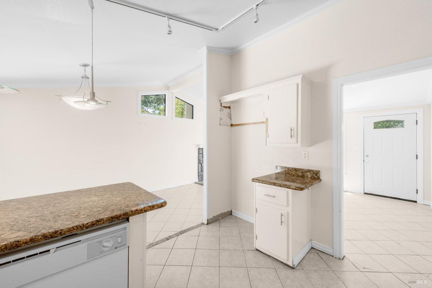 Detail Gallery Image 27 of 44 For 2195 Delpha Dr, Napa,  CA 94558 - 3 Beds | 2 Baths