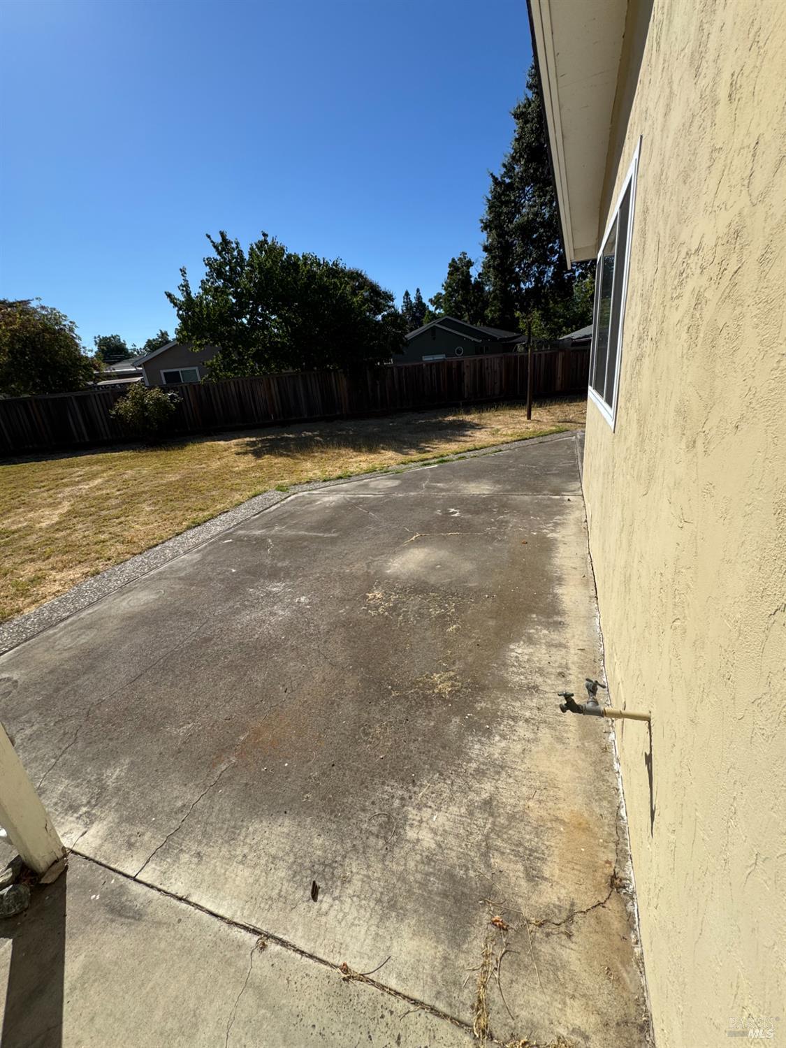 Detail Gallery Image 36 of 45 For 2040 Las Lomas Ct, Concord,  CA 94519 - 3 Beds | 2 Baths