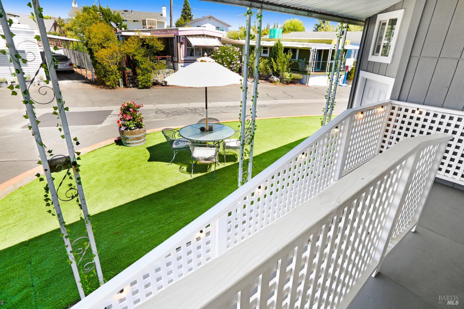 Detail Gallery Image 11 of 22 For 236 Reed Cir, Napa,  CA 94558 - 2 Beds | 2 Baths