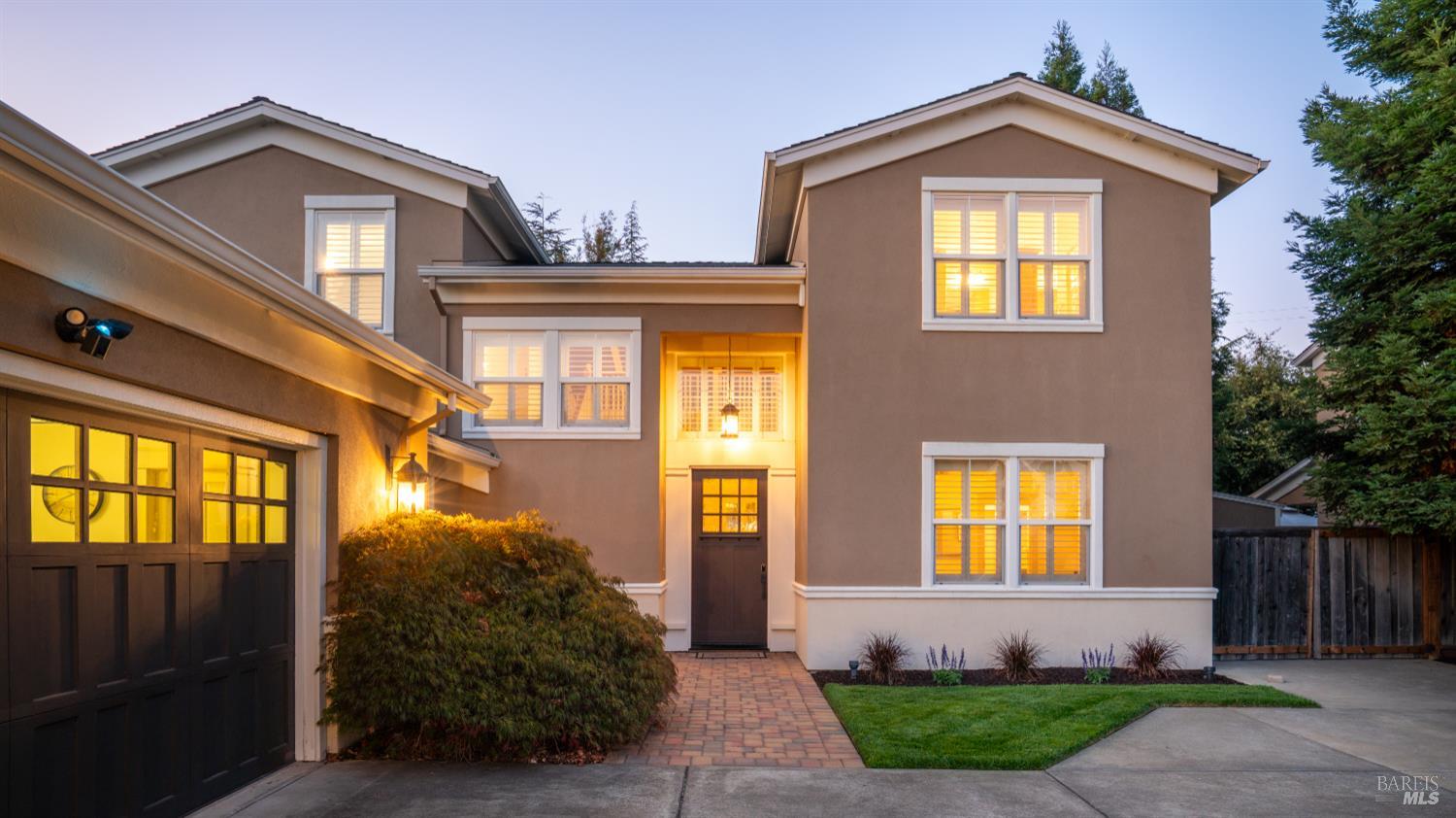 Detail Gallery Image 4 of 53 For 126 Savannah Way, Windsor,  CA 95492 - 4 Beds | 3/1 Baths