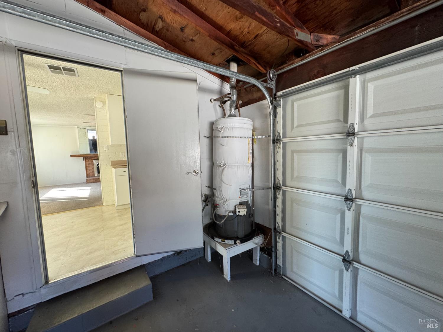 Detail Gallery Image 34 of 45 For 2040 Las Lomas Ct, Concord,  CA 94519 - 3 Beds | 2 Baths