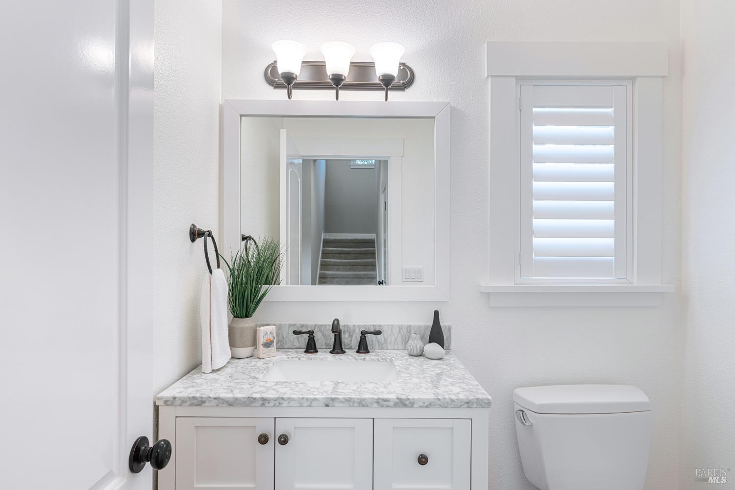 Detail Gallery Image 19 of 63 For 12 Nicholas Ct, Napa,  CA 94558 - 3 Beds | 2/1 Baths