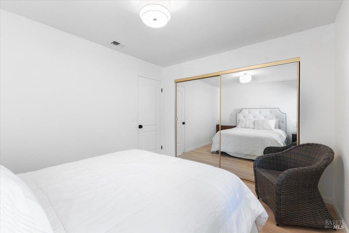 Detail Gallery Image 24 of 34 For 1367 Sylvan Ct, Healdsburg,  CA 95448 - 3 Beds | 2/1 Baths