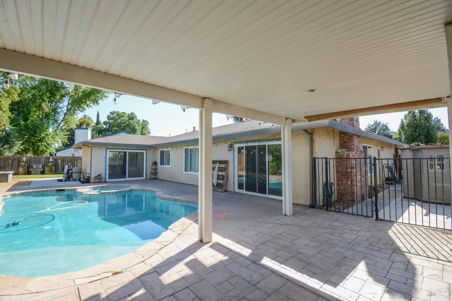 Detail Gallery Image 31 of 46 For 255 Alderglen Dr, Dixon,  CA 95620 - 4 Beds | 2 Baths