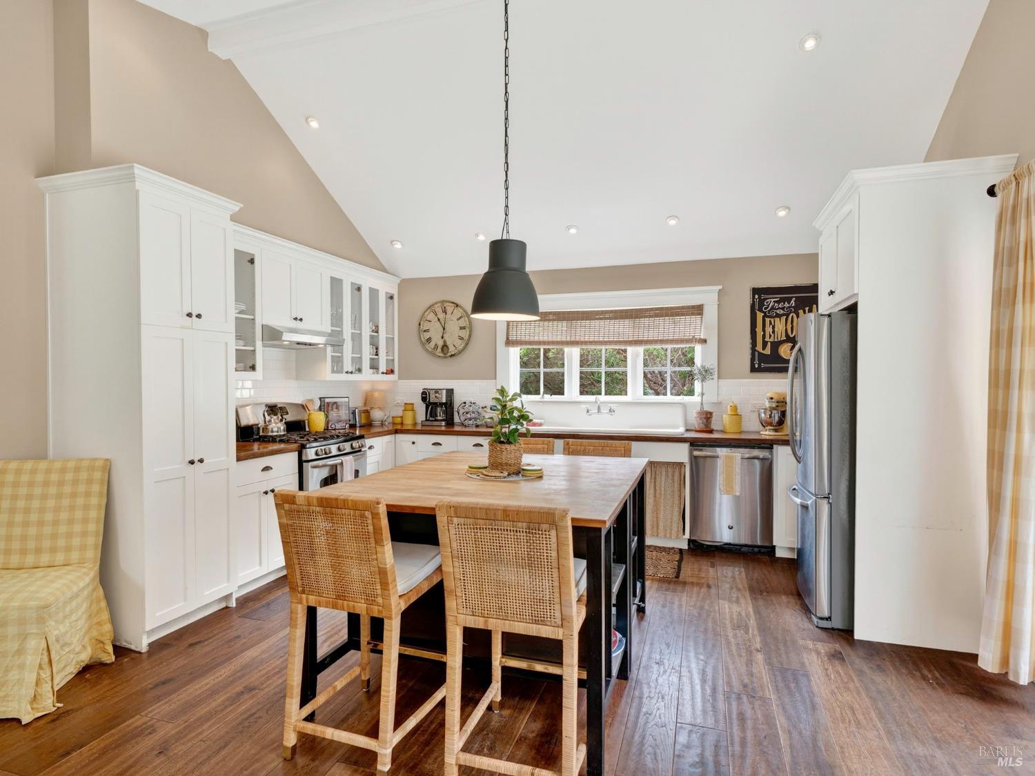 Detail Gallery Image 17 of 59 For 45050 Peterson St, Little River_1,  CA 95456 - 2 Beds | 1/1 Baths