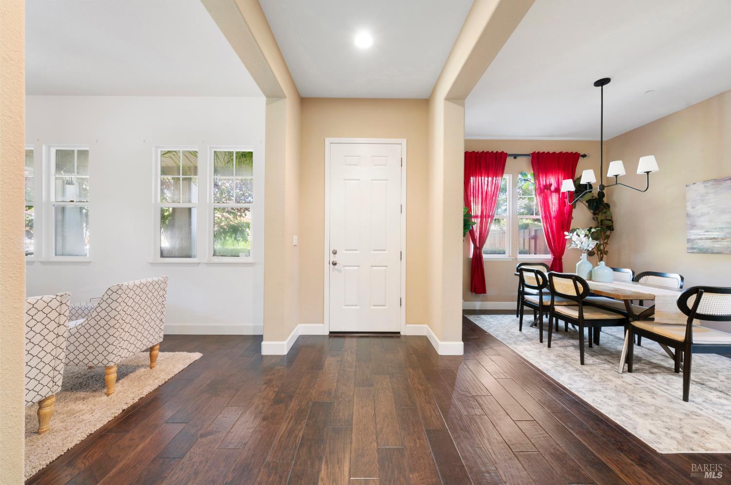 Detail Gallery Image 9 of 65 For 1203 Peppergrass St, Napa,  CA 94558 - 4 Beds | 3/1 Baths