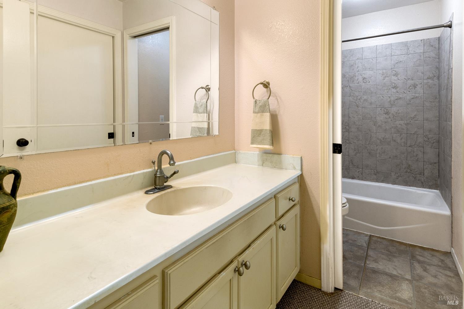 Detail Gallery Image 17 of 26 For 122 Posada Del Sol Unkn, Novato,  CA 94949 - 2 Beds | 2 Baths