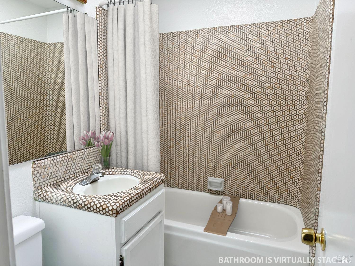 Detail Gallery Image 6 of 14 For 118 Stanford Way, Sausalito,  CA 94965 - 1 Beds | 1 Baths