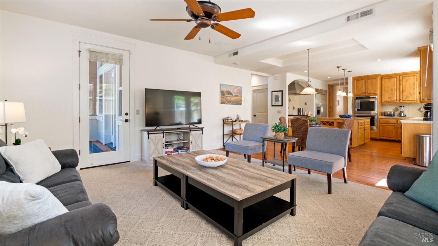 Detail Gallery Image 14 of 53 For 126 Savannah Way, Windsor,  CA 95492 - 4 Beds | 3/1 Baths