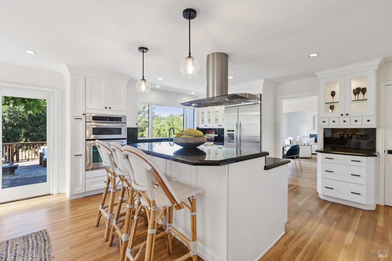 Detail Gallery Image 20 of 58 For 467 Cedar Hill Dr, San Rafael,  CA 94903 - 5 Beds | 3 Baths