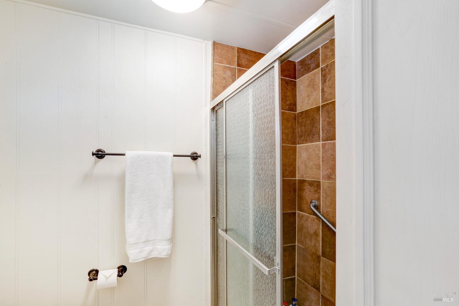 Detail Gallery Image 19 of 22 For 236 Reed Cir, Napa,  CA 94558 - 2 Beds | 2 Baths
