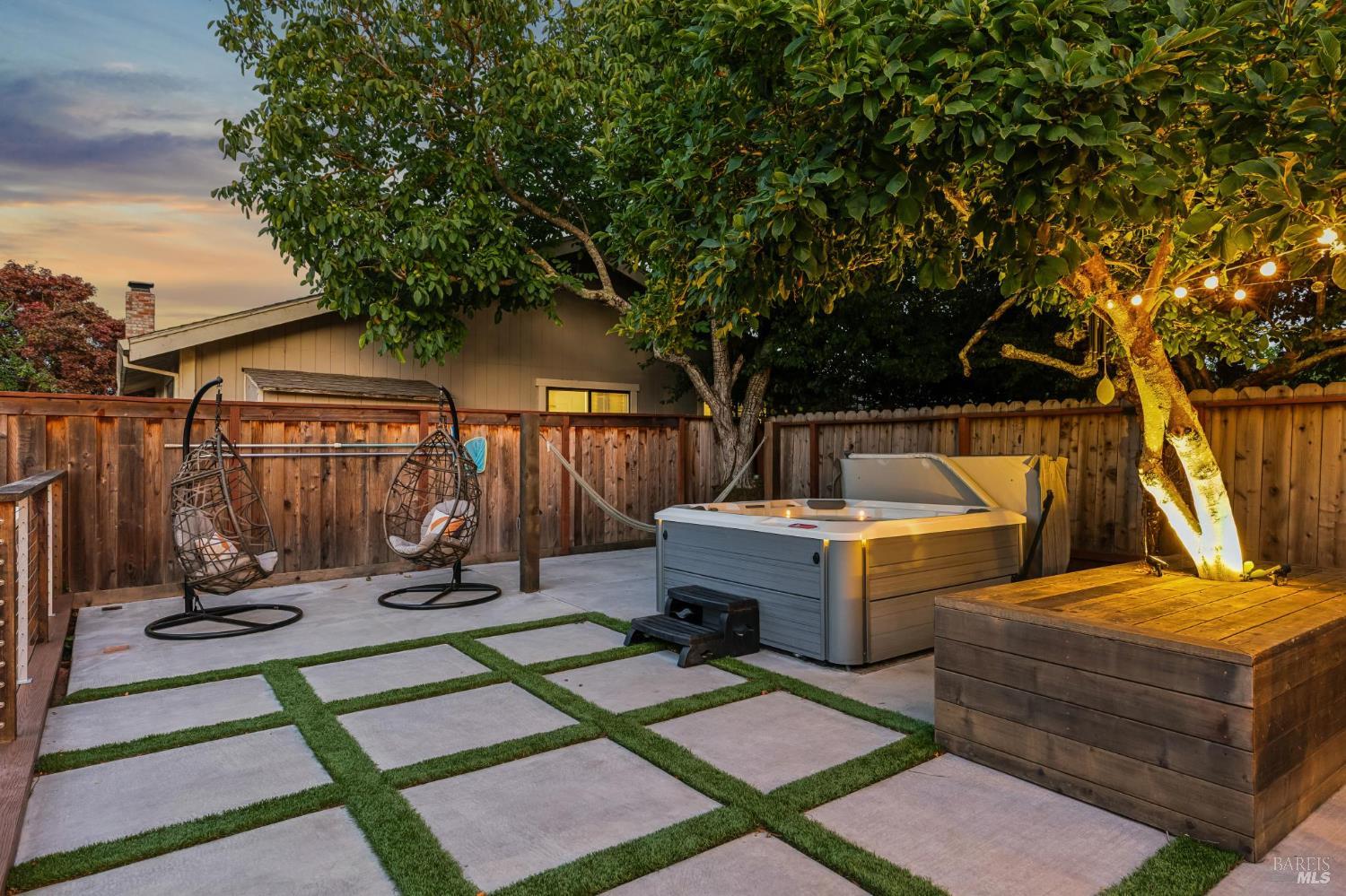 Detail Gallery Image 36 of 51 For 770 Eucalyptus Ave, Novato,  CA 94947 - 3 Beds | 2 Baths