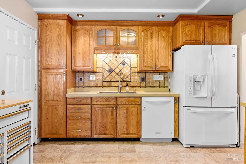 Detail Gallery Image 16 of 59 For 429 Greenbach St, Napa,  CA 94559 - 3 Beds | 2 Baths