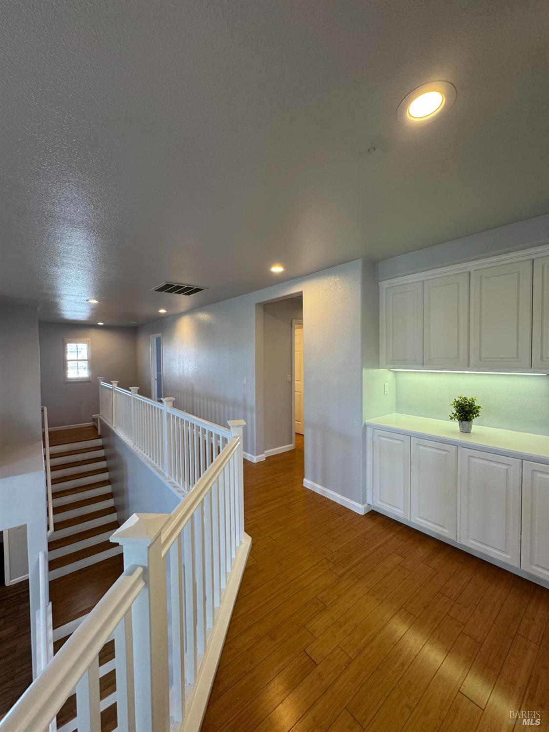 Detail Gallery Image 46 of 58 For 3330 Harbor Moon Ct, Vallejo,  CA 94591 - 5 Beds | 3 Baths