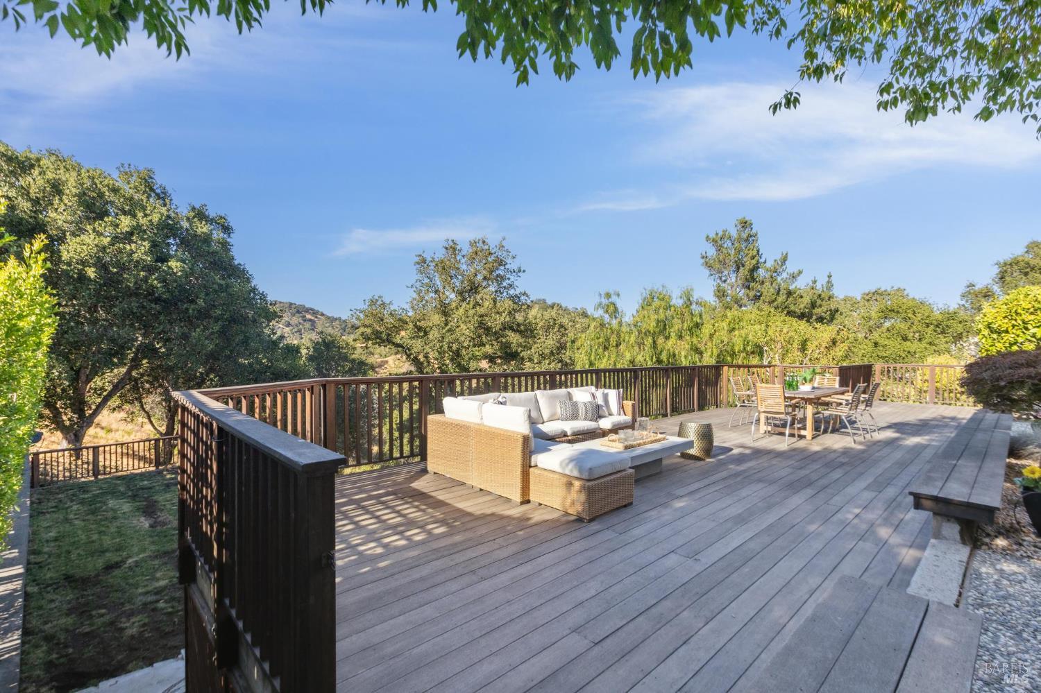 Detail Gallery Image 49 of 58 For 467 Cedar Hill Dr, San Rafael,  CA 94903 - 5 Beds | 3 Baths