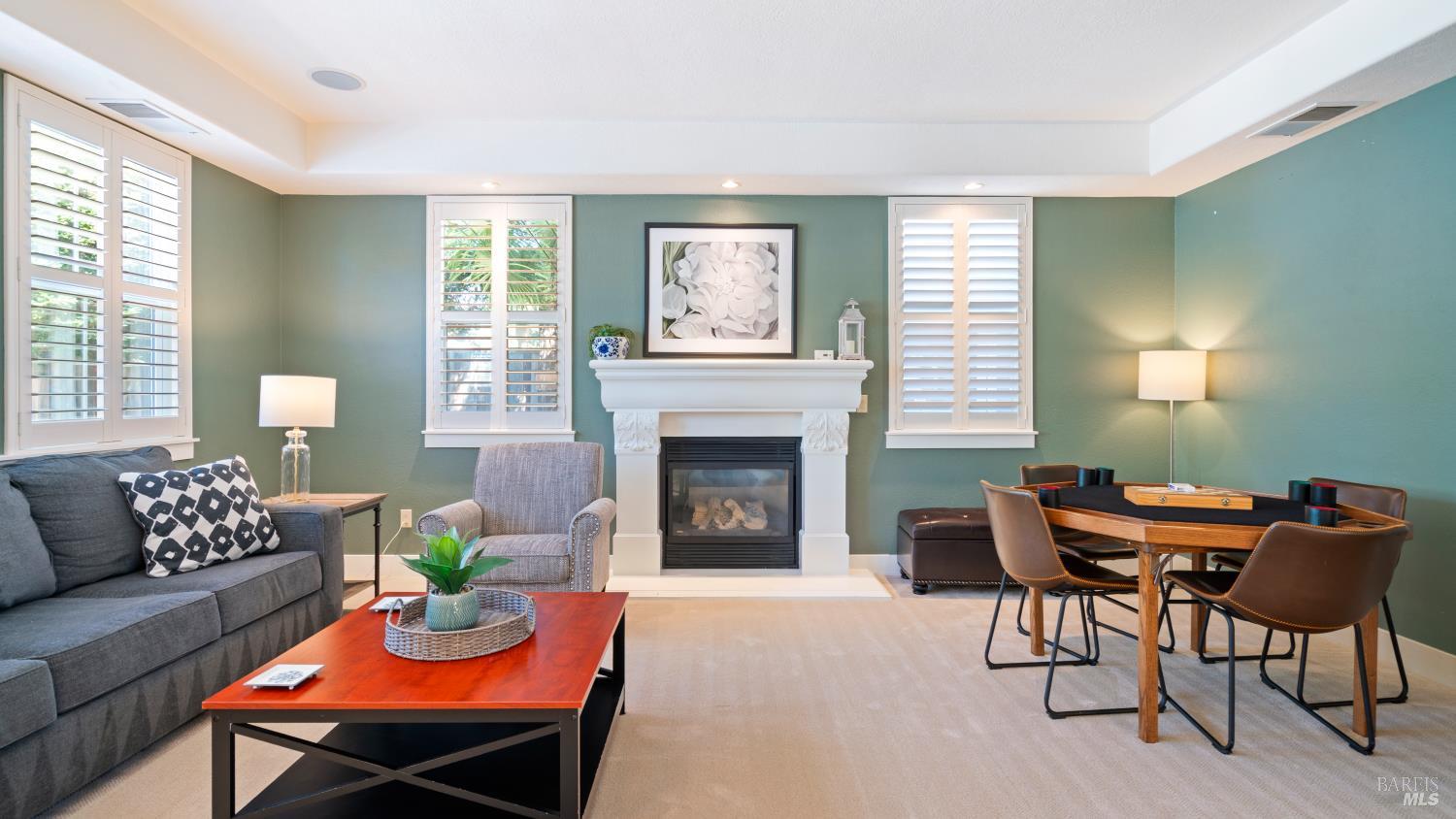 Detail Gallery Image 9 of 53 For 126 Savannah Way, Windsor,  CA 95492 - 4 Beds | 3/1 Baths